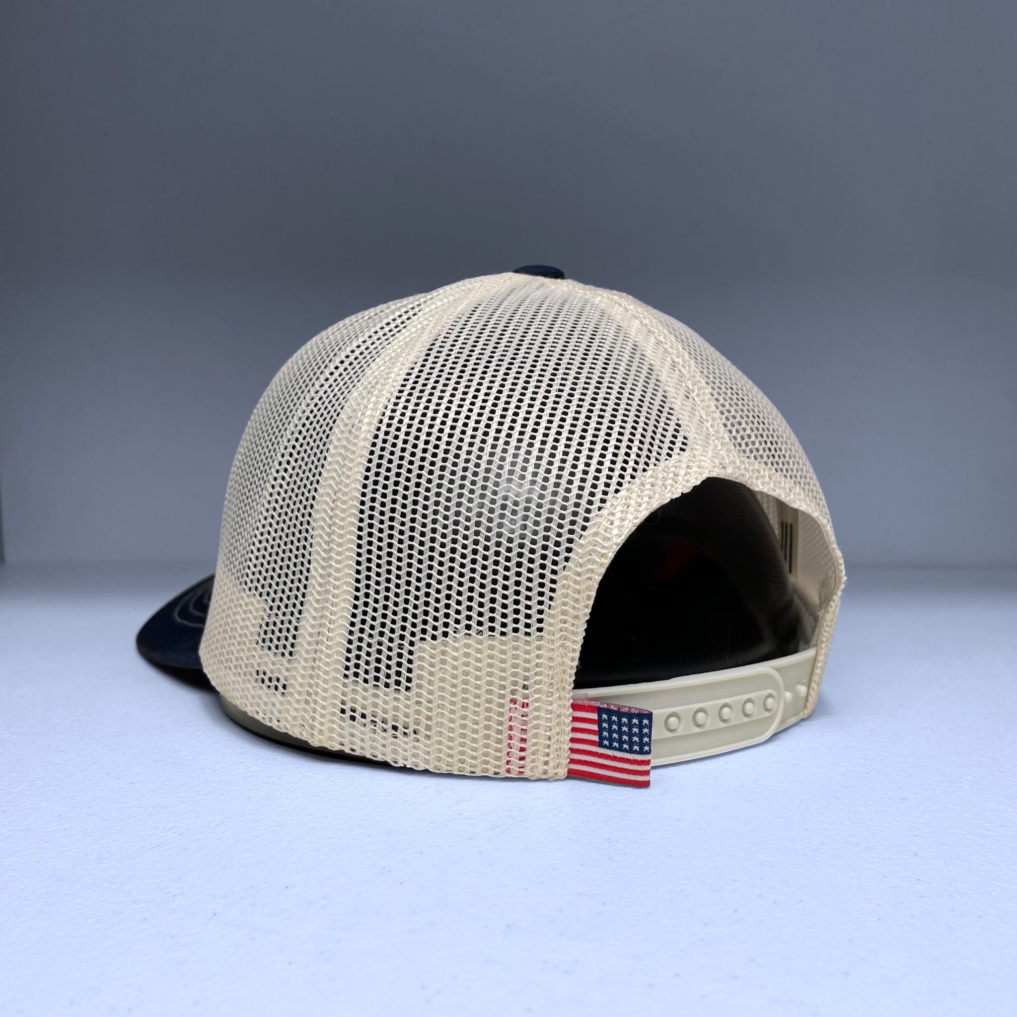 American USA Embroidered Flag Snapback Trucker Hat