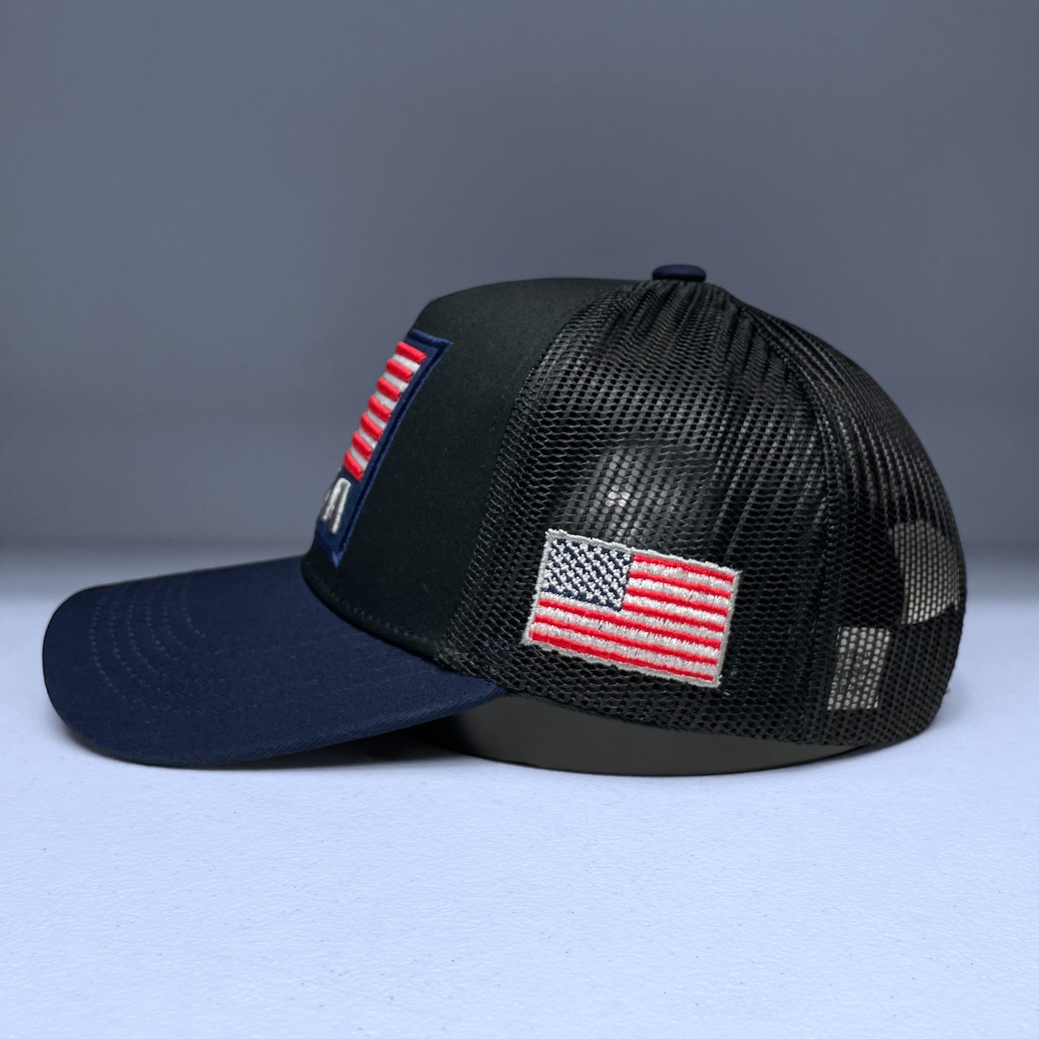 American Flag Embroidered Patch Snapback Trucker Hat