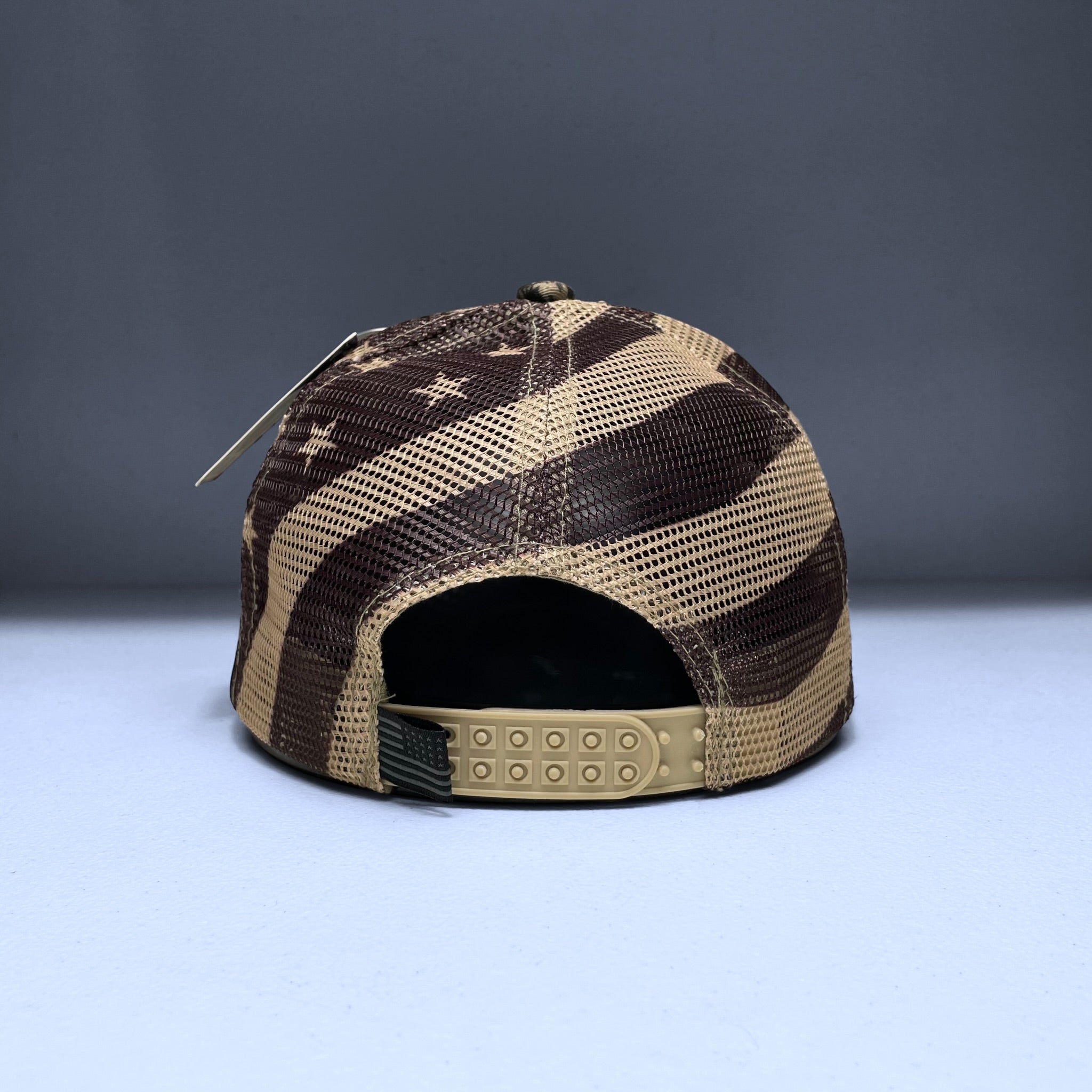 Camouflage USA Flag Embroidered Mesh Cap, Snapback, Tree & Leaf Pattern