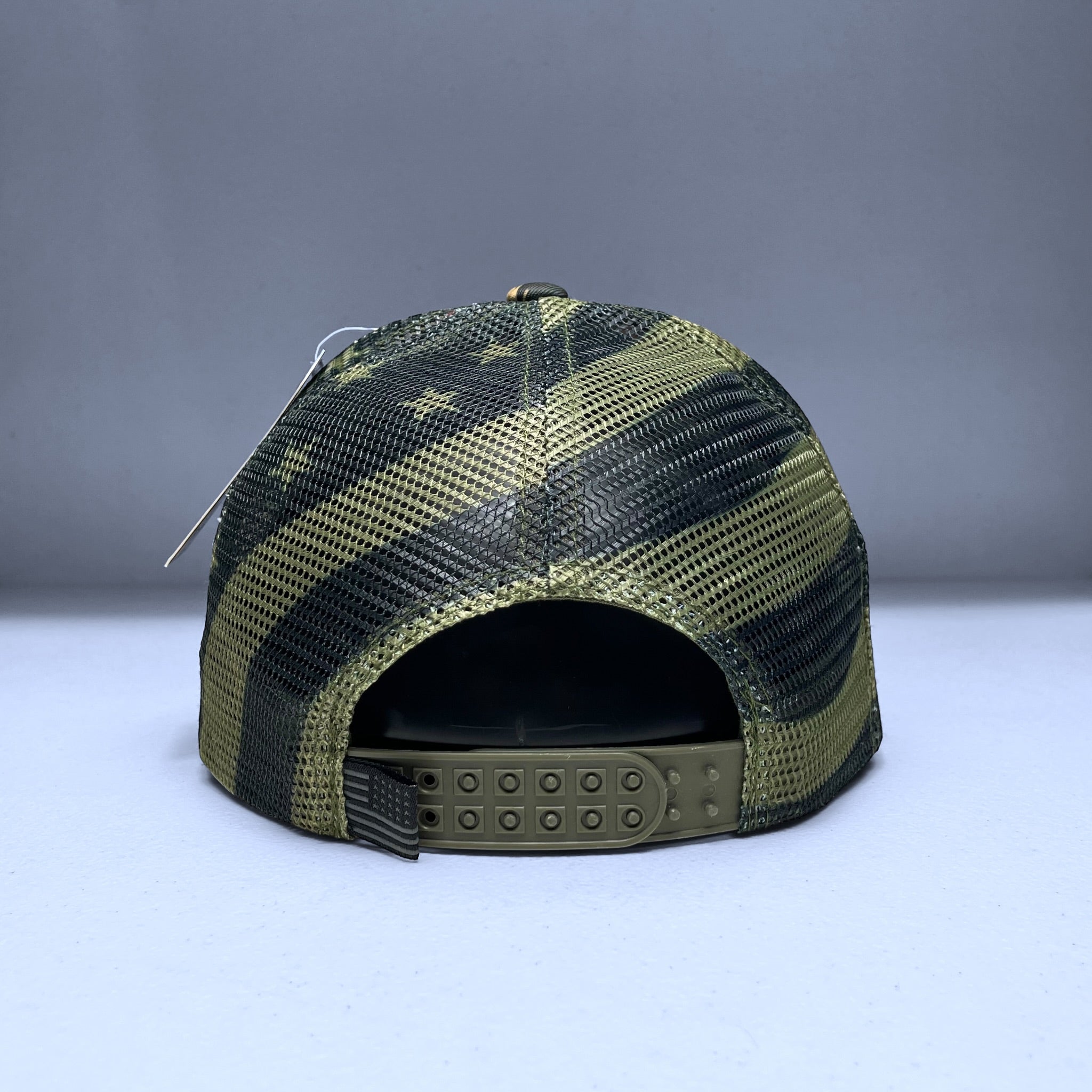 Camouflage USA Flag Embroidered Snapback Mesh Cap, Tree & Leaf Pattern