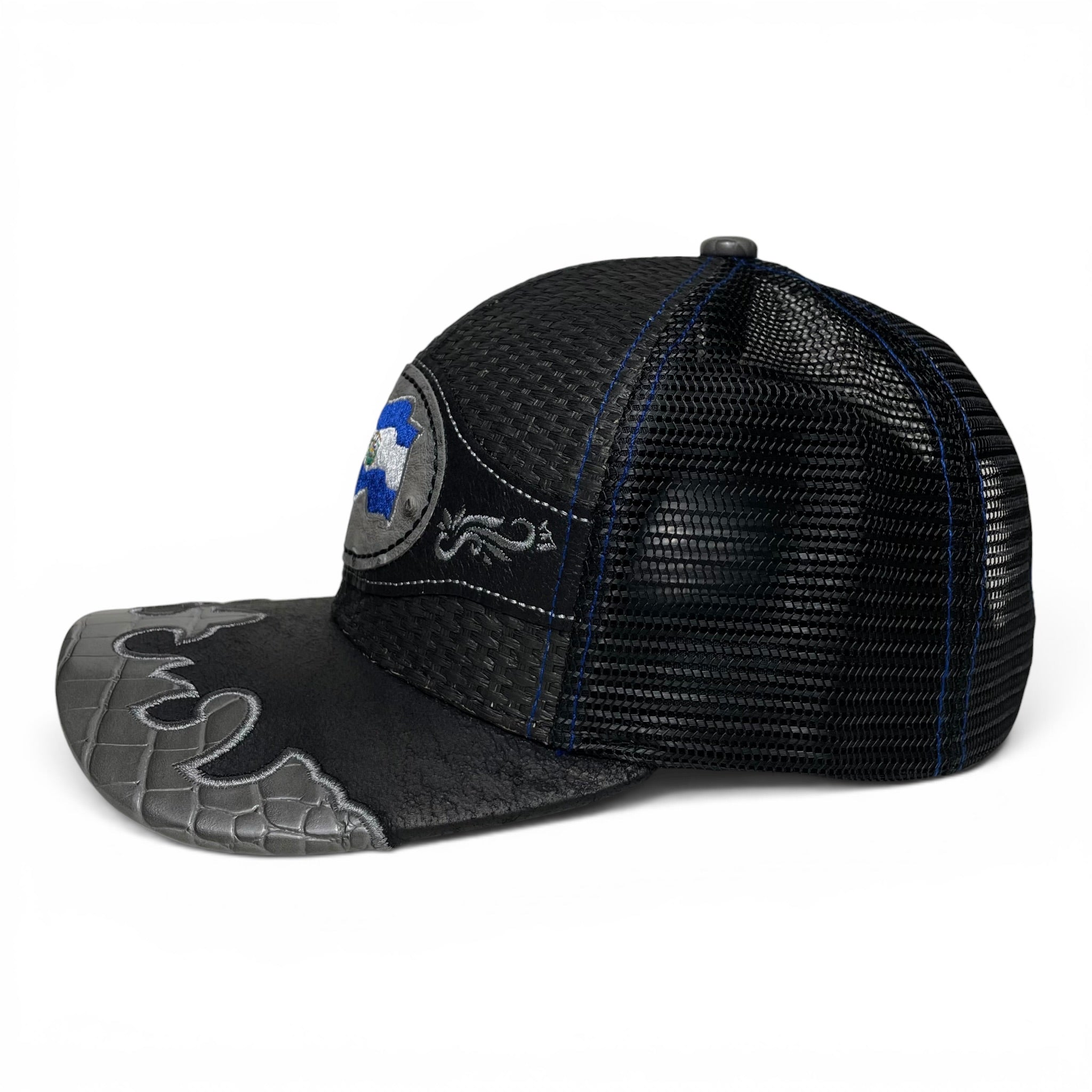 Gorra El Salvador Bandera Bordada, Parche de Cuero, Tipo Paja, Estilo Vaquero