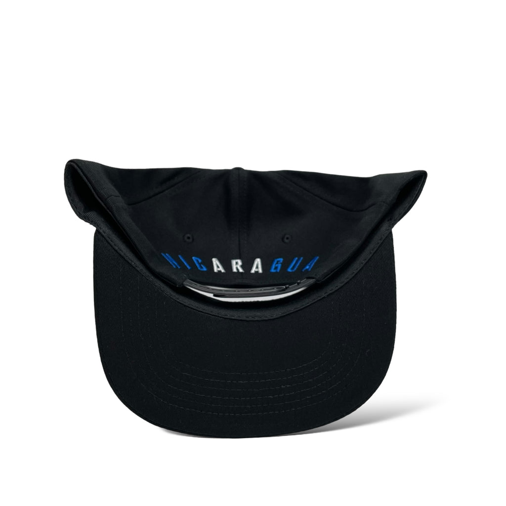 Gorra de Baseball Snapback Negra con Bandera de Nicaragua - Visera Plana