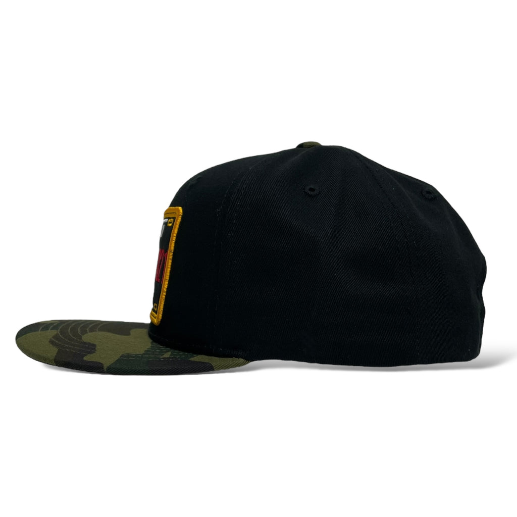 Hecho en Mexico Eagle Embroidered Snapback Cap, Flat Brim Black/Camo