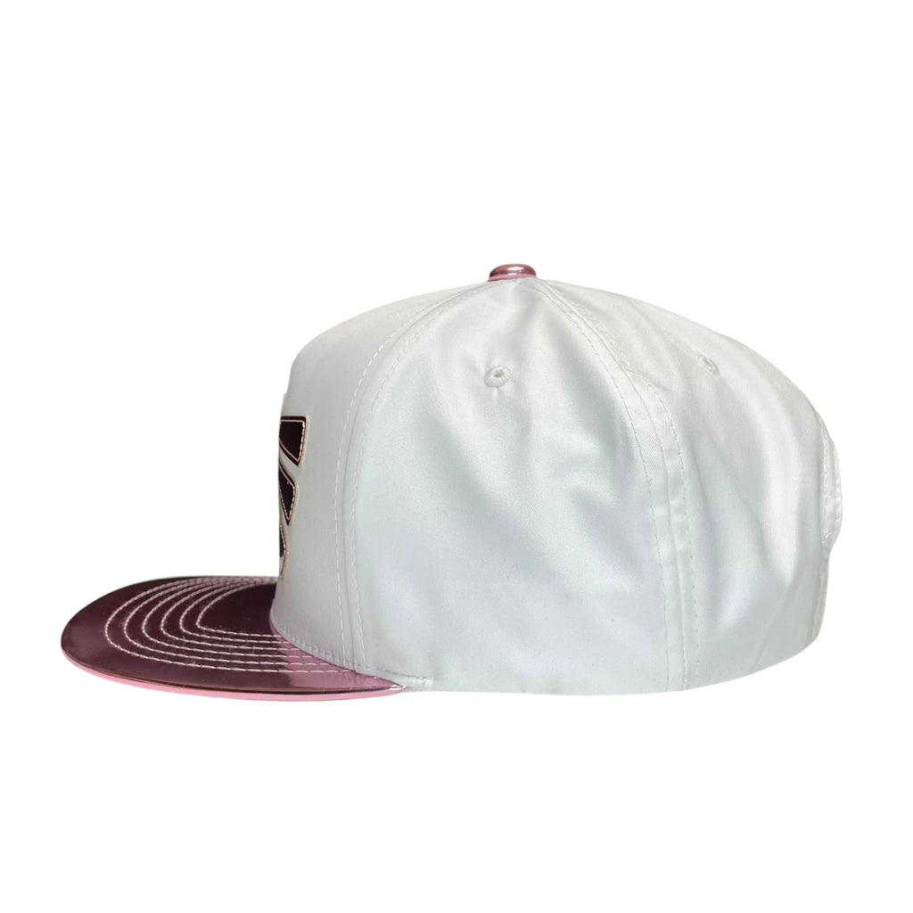 Women’s Hecho en Mexico Baseball Cap – Pink Vinyl Snapback Hat with Eagle Logo