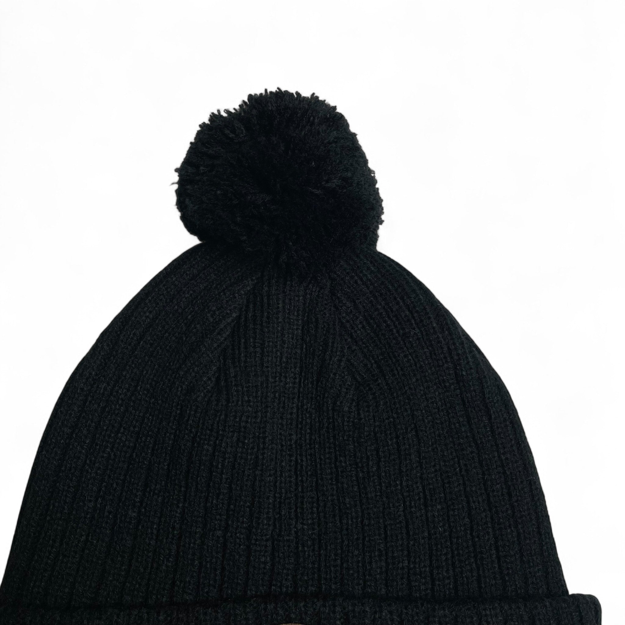 Gorro de Invierno Negro con Parche de Cuero Águila de México