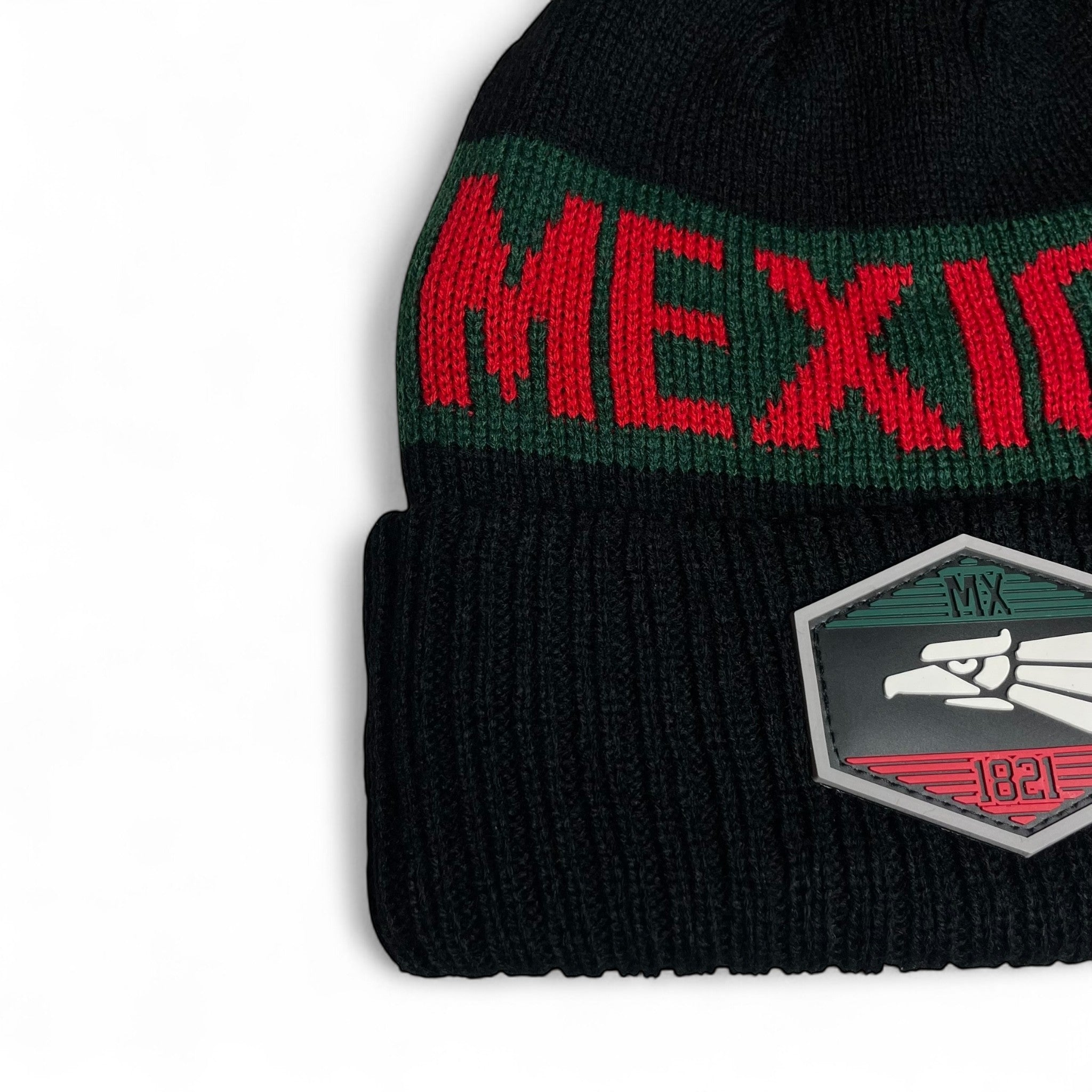 Gorro de invierno Hecho en Mexico con Parche Águila