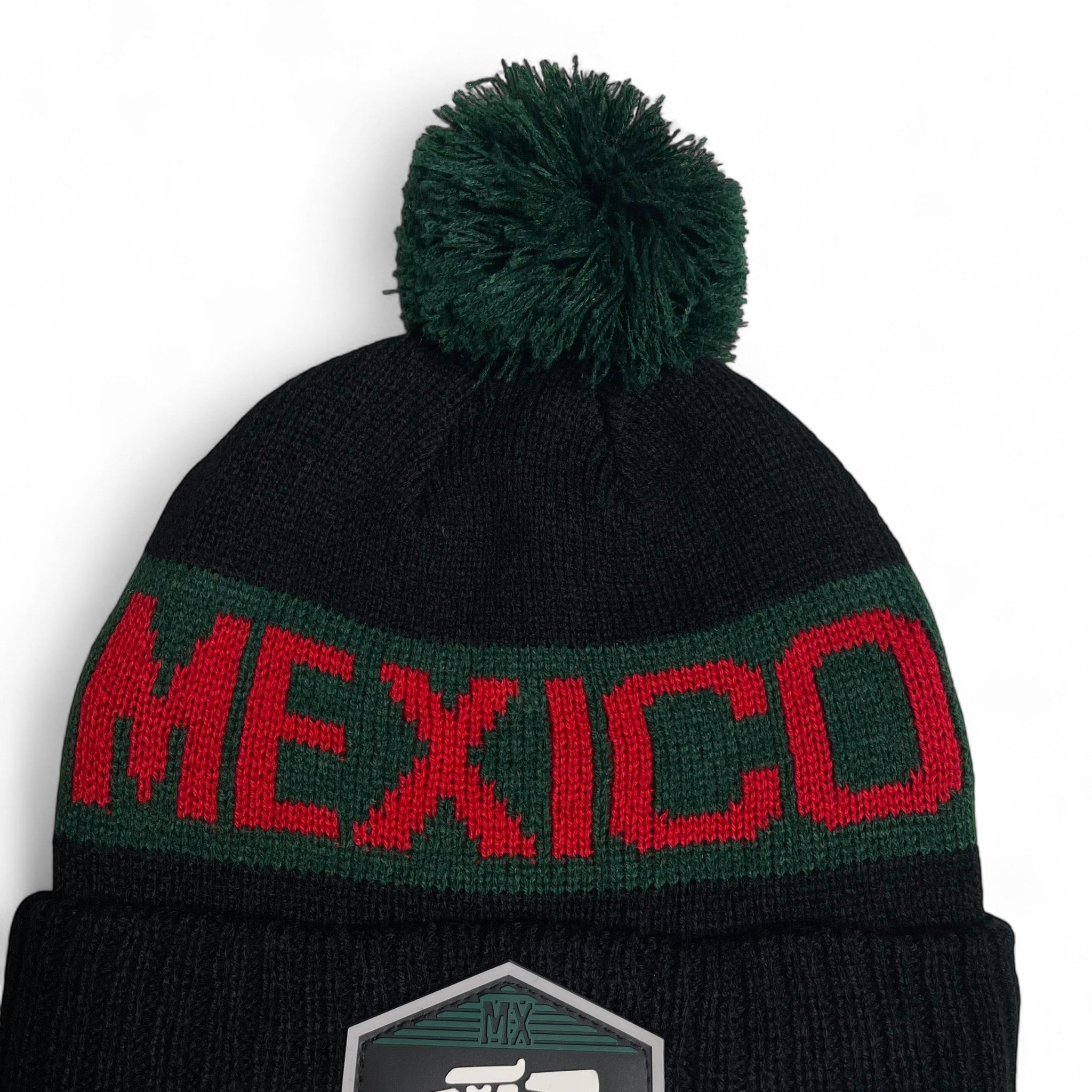 Gorro de invierno Hecho en Mexico con Parche Águila