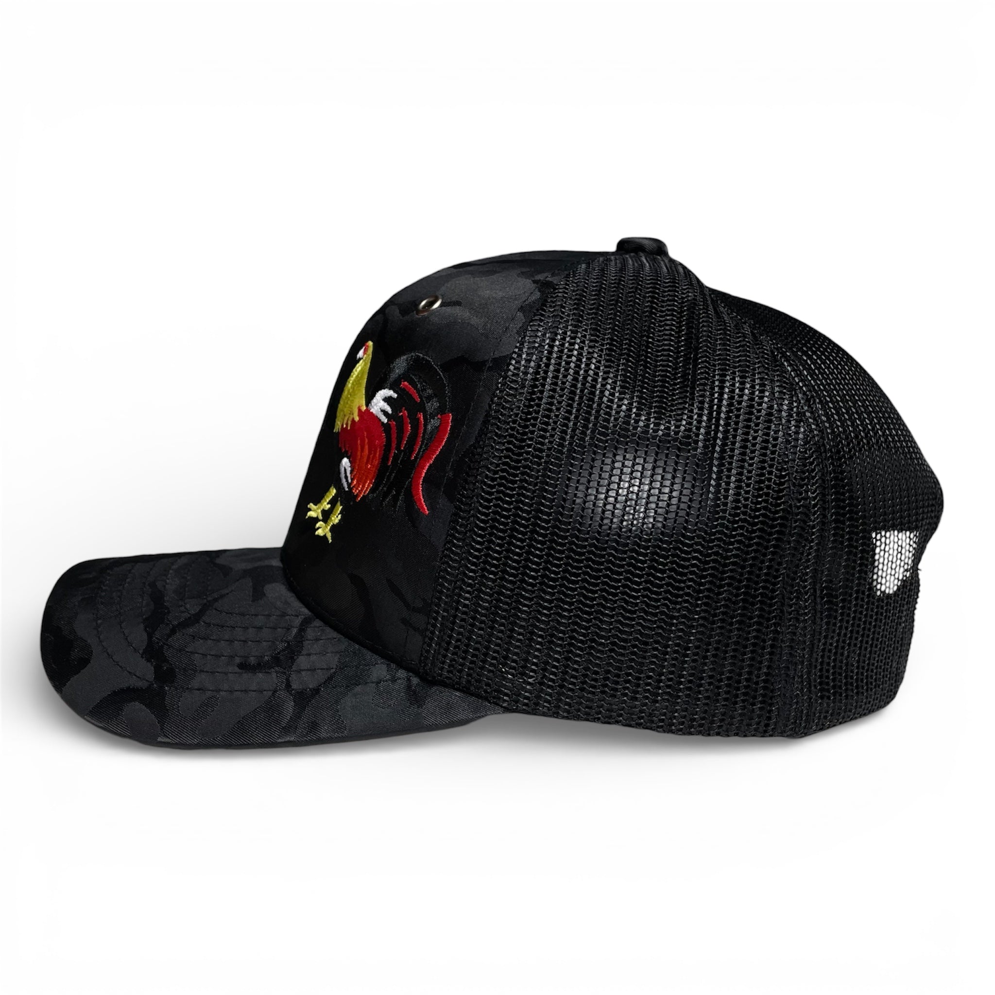 Rooster Embroidered Mexico Flag Trucker Hat – Black Camo